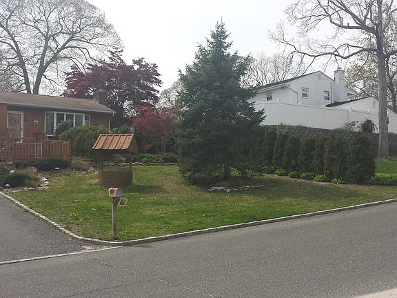 3rd image of 32 Midland Blvd