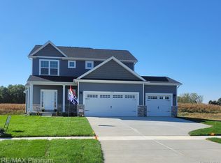 13108 Westwinds Dr, Linden, MI