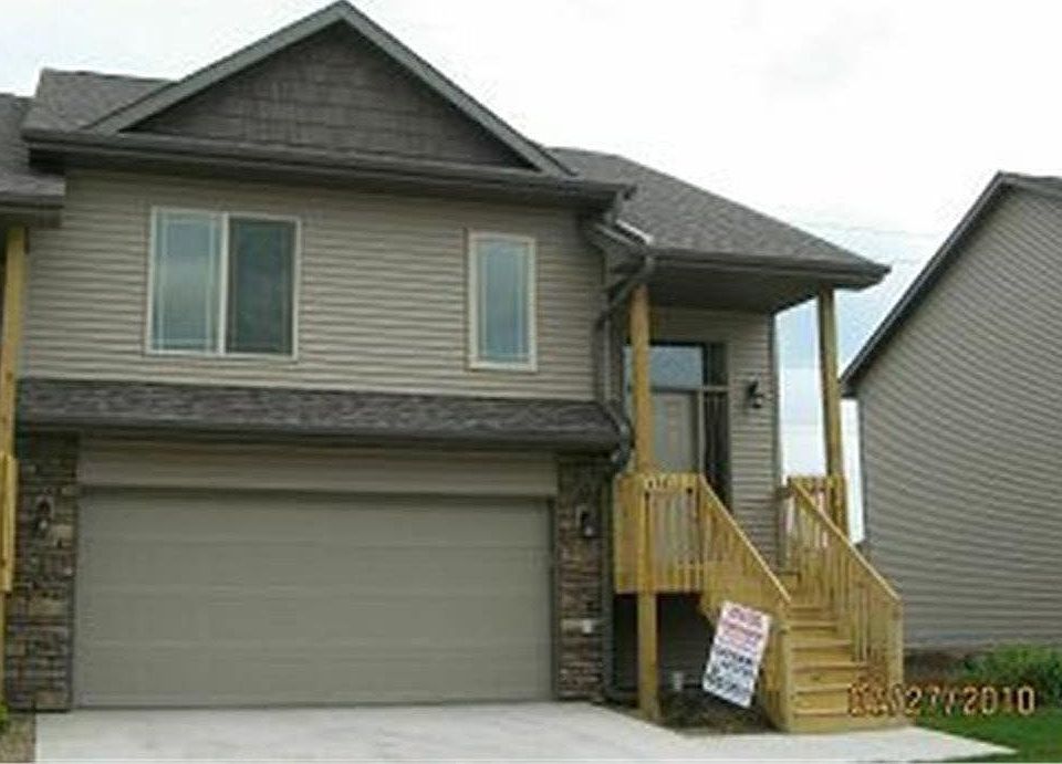 1st image of 1458 Marilyn Dr