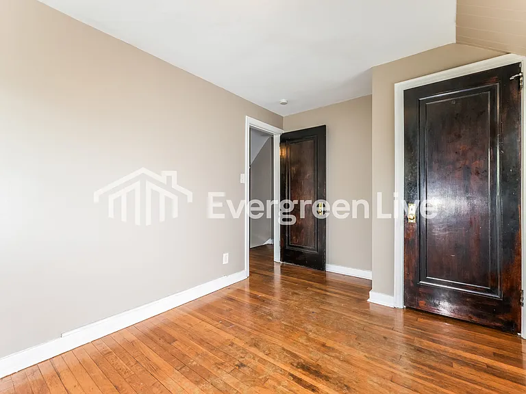 237 Clearview Ave — Photo 9