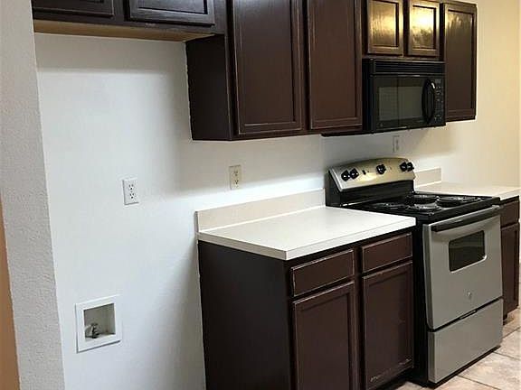 3rd image of 3013 Scenic Glen Dr