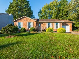 3018 Julian Dr, New Albany, IN 47150