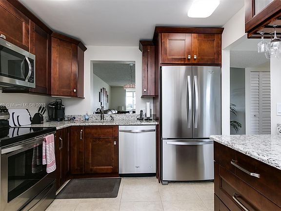 5th image of 7640 NW 18th St APT 408