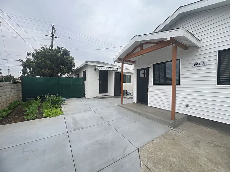 504 E Newmark Ave #A — Photo 4