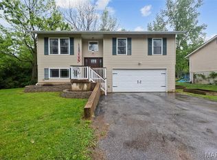 5512 Dillon Rd, High Ridge, MO 63049