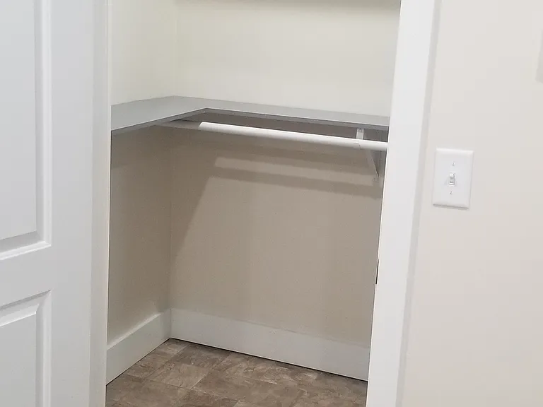 49 Washington Ave #2R — Photo 6