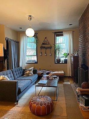 1st image of 146 Coffey St #1