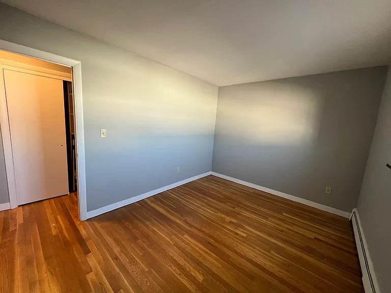 14 Riverside St #1-3D — Photo 15