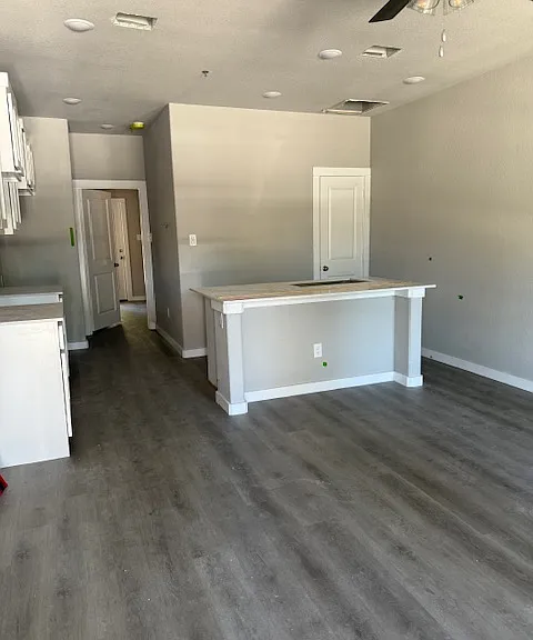 600 Gladys St #5 — Photo 4