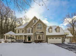 14 Kroghs Ln, Sparta, NJ 07871