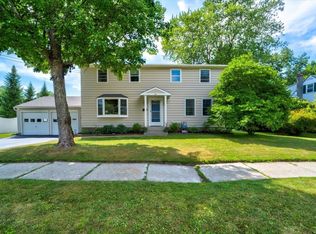 64 Sandy Ln, Burlington, VT 05408