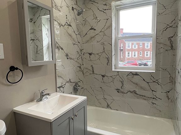 5th image of 677 Park Ave #28