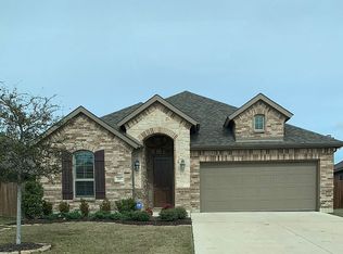 227 Dakota Dr, Waxahachie, TX 75167
