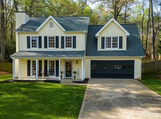1040 W Mill Dr NW, Kennesaw, GA 30152