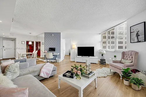 801 Brickell Bay Dr #1262 Photo 1