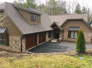 425 Camptown Rd, Brevard, NC 28712