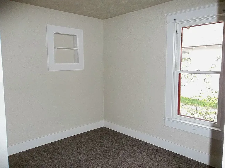 234 N Sherwood St — Photo 5
