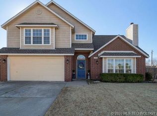 1116 N Yellowood Ave, Broken Arrow, OK 74012