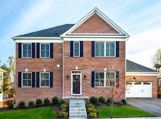 817 Westminster Ln, Cranberry Township, PA 16066