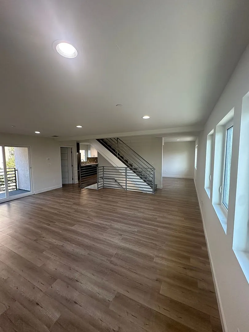 Spacious & Modern Tri-Level Townhome | 3 Bed, 2.5 Bath with Private Balcony — Photo 3