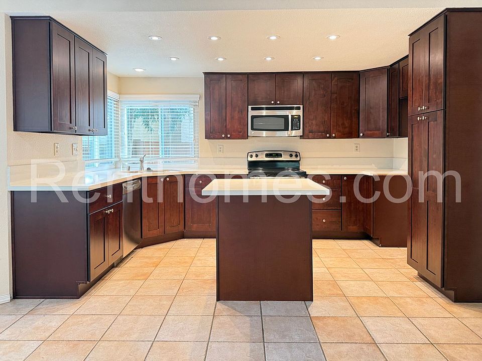 1st image of 12747 Isocoma St