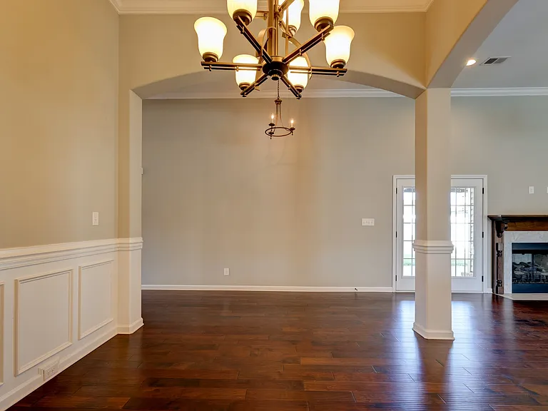 1008 Meadowview Ln — Photo 29
