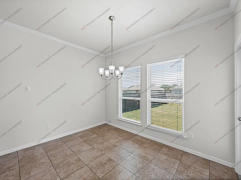 516 Cross Dr — Photo 14