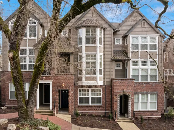 363 3rd St, Lake Oswego, OR 97034