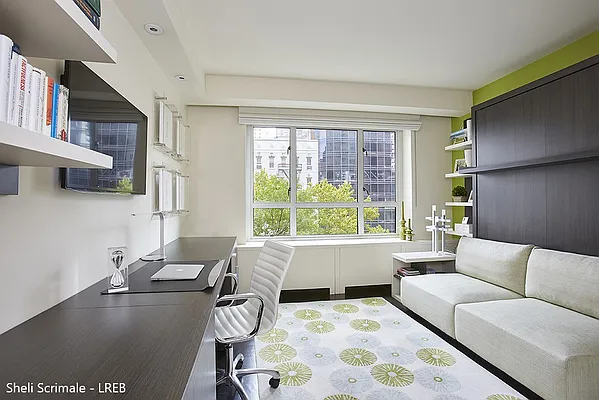 Sold by (Legacy) Shelli Scrimale, LREB | media 6
