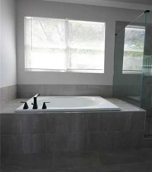 1740 Bolton Rd NW — Photo 37