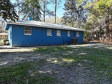3 bed, 1.5 bath, 930 sqft, $1,495 — Photo 4