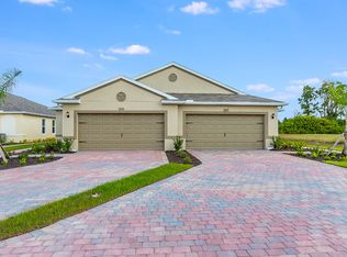 10692 Crossback Ln, Lehigh Acres, FL 33936