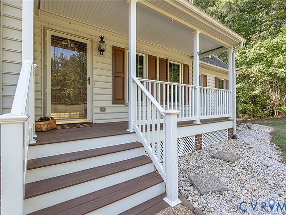 3rd image of 983 Genito Rd W