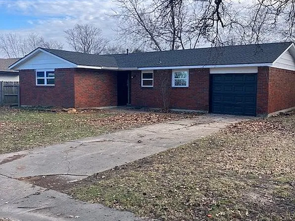 11618 E 27th St, Tulsa, OK 74129