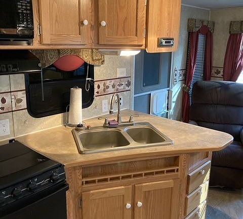 4th image of 26350 Delano Dr #95