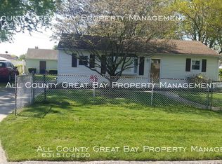56 Tamarack St, Central Islip, NY 11722