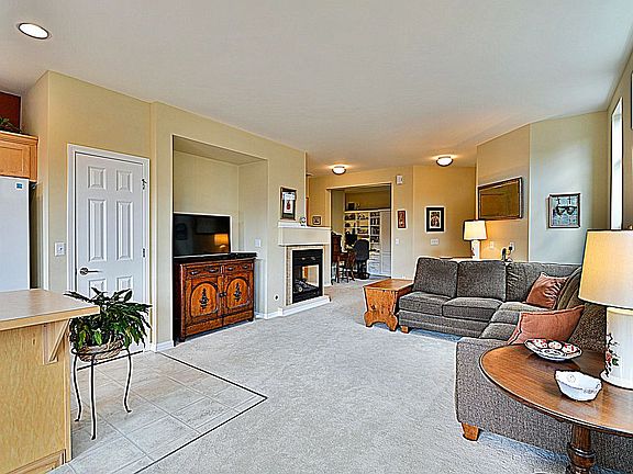 4th image of 13447 Adair Creek Way NE