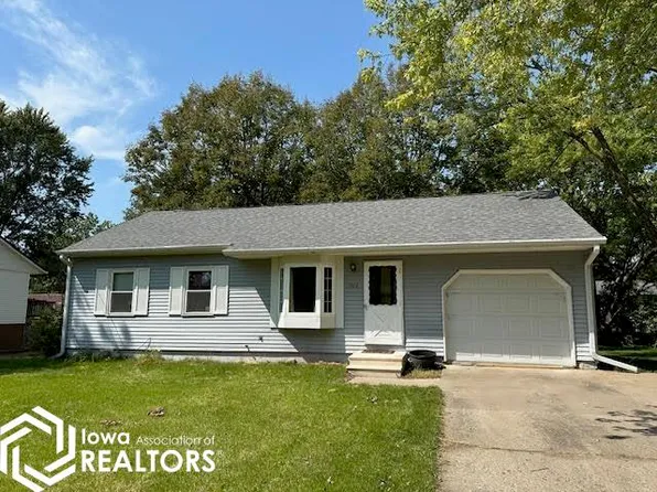 1013 Grand Park Dr, Fairfield, IA 52556