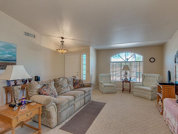 4th image of 6059 E Gary St