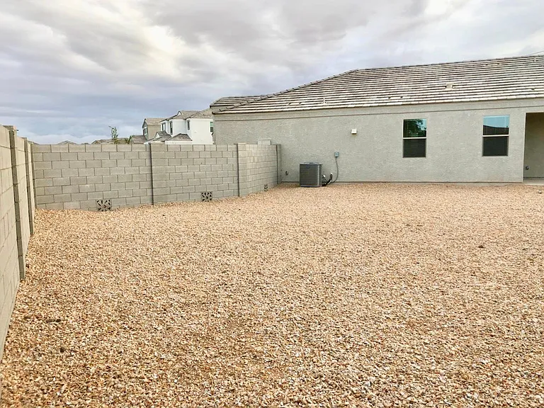 11723 E Marigold Ln — Photo 9