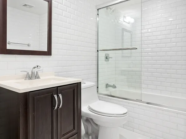 297 Quincy Street image 8 of 10