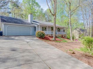 1860 Ledieu Rd, Roswell, GA 30075