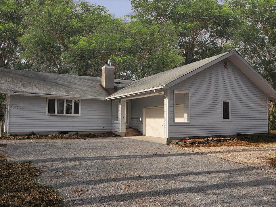 1st image of 276 Norfolk Dr