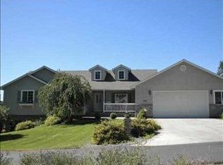 818 E Upper Terrace Ln, Colbert, WA 99005