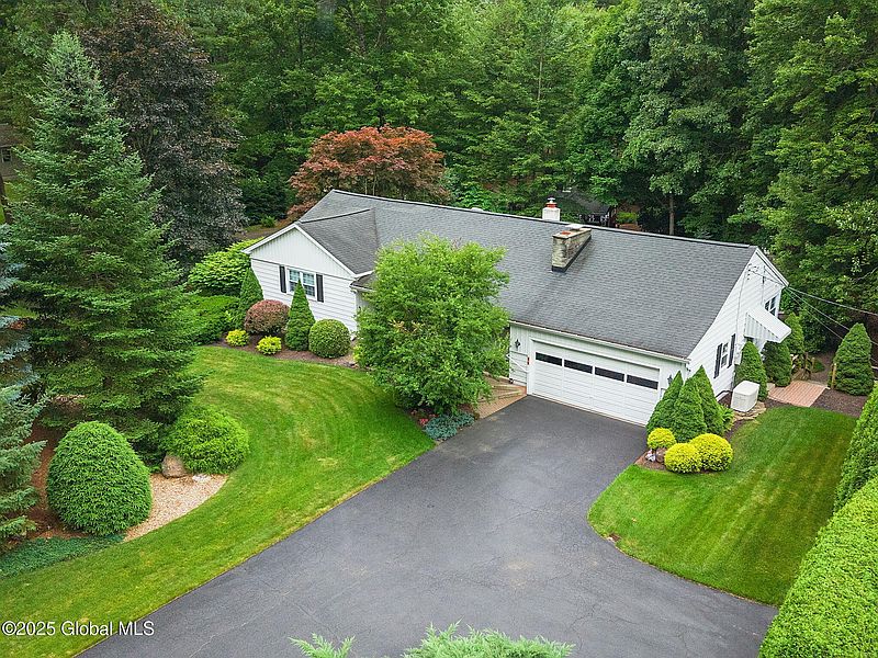 2nd image of 25 Longkill Road