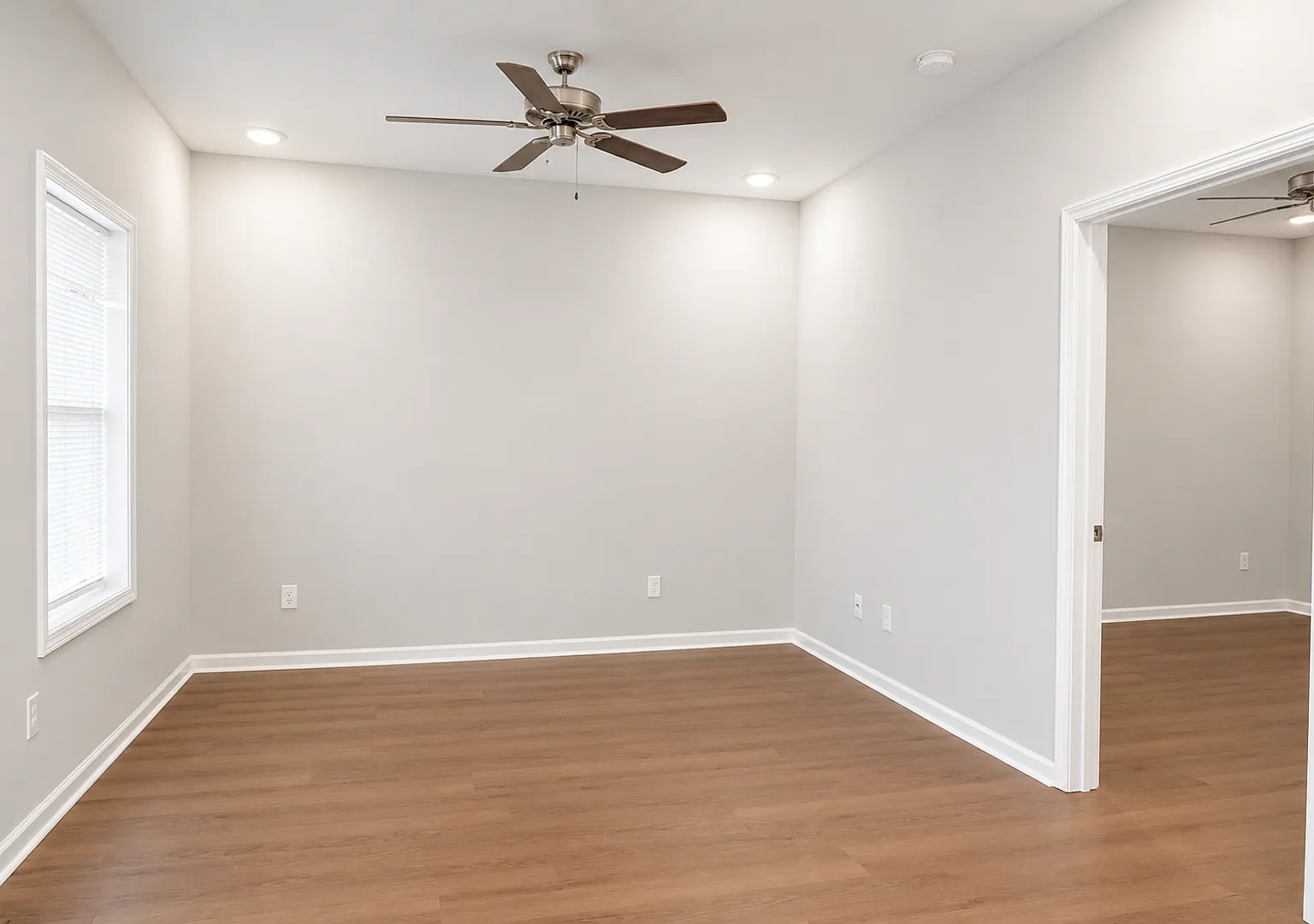 18th Street Apartments 1 Bed/ 1 Bath — Photo 4