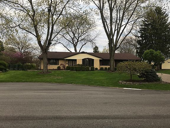 3rd image of 5574 Brookbank Pl