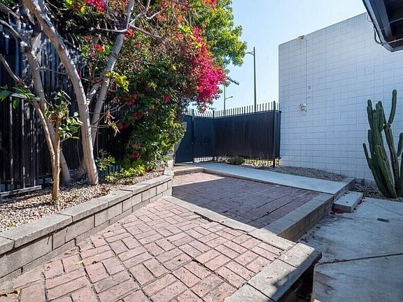 5th image of 1258 W 1st St