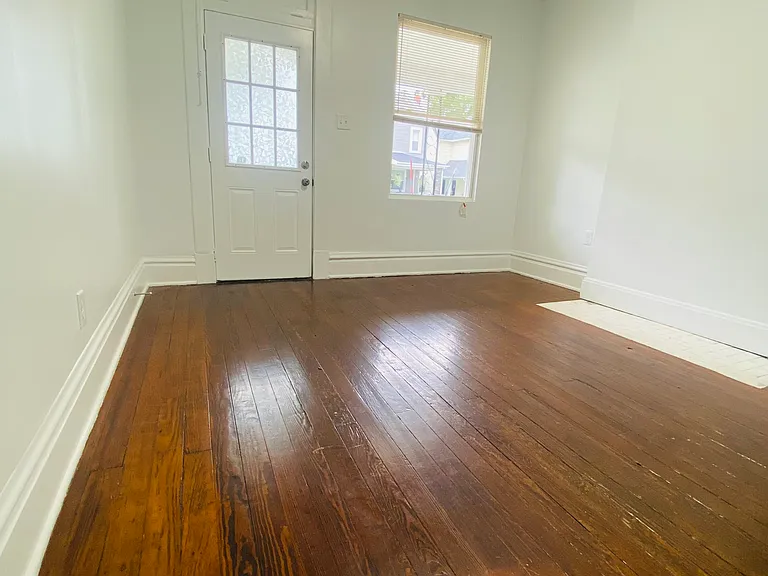 124 N Princeton Ave — Photo 22