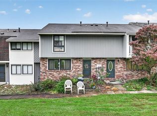 2527 Hunting Ridge Trl, Bridgeville, PA 15017